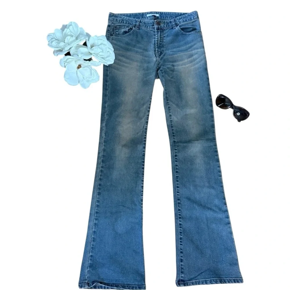 Juno | Mid Rise Flare Jeans with Natural Fading | Sz L